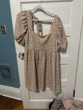 ARULA Pink and Cream Floral Tie-Back Mini Dress